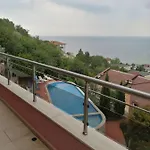The Seaview Jacuzzi Complex Karia Apartmán Kavarna