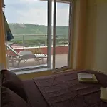 Apartmán The Seaview Jacuzzi Complex Karia Kavarna
